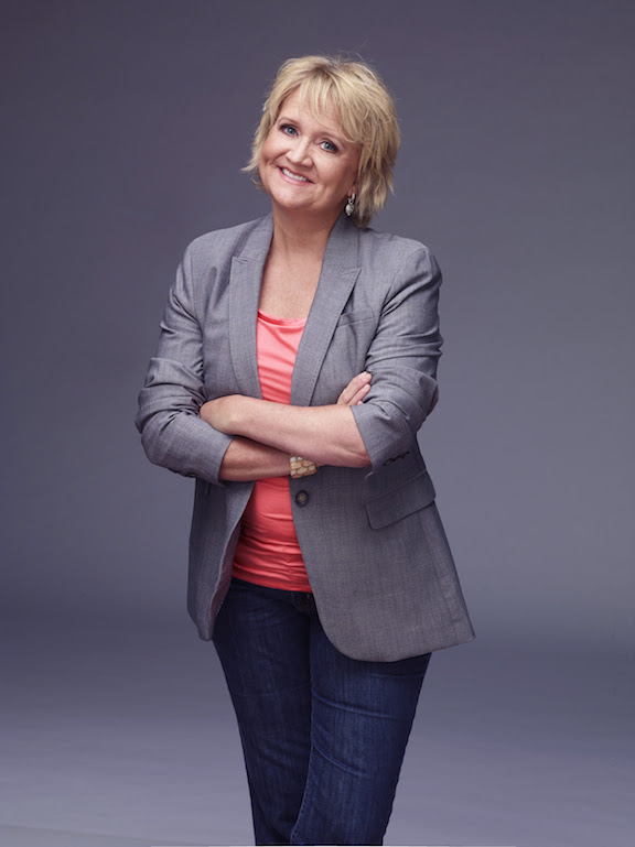 CHONDA PIERCE CAPS 2016 WITH SOLD-OUT NATIONAL TOUR, AWARD-WINNING DVD AND KEY APPEARANCES